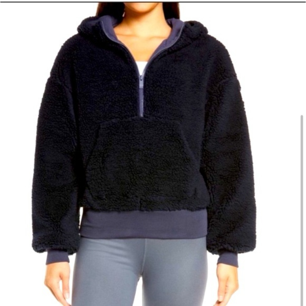 ALO navy half zip Sherpa pullover jacket - S, worn once